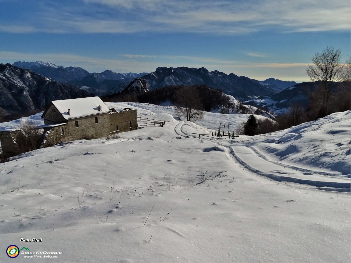 37 Vista sul sentiero in arrivo da Reggetto-Passo del Corno.JPG